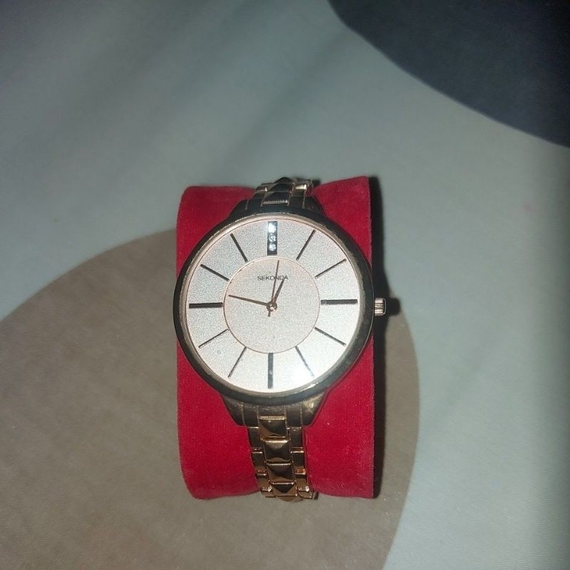 Jam Tangan Wanita SEKONDA  and MK preloved