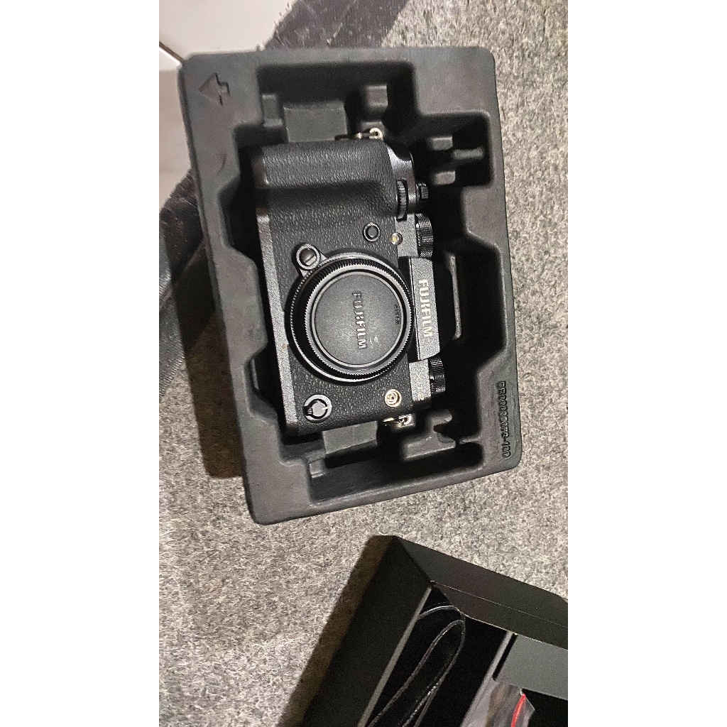 Fujifilm XT2 Body Only like new