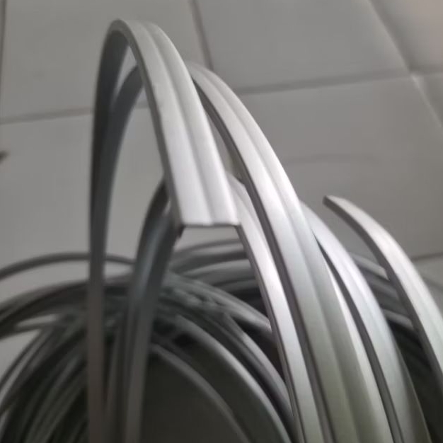 Lis siku alumunium untuk neon box bulat