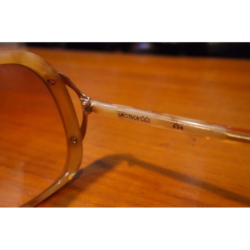 kacamata luxottica italy