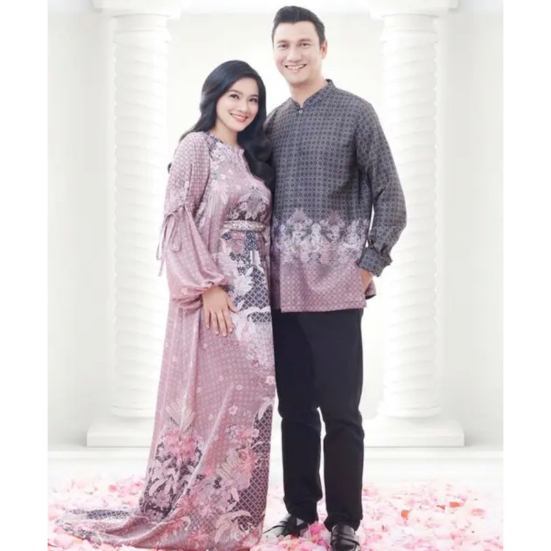 Dress Zaskia Sungkar dan Sideline vanilla hijab original