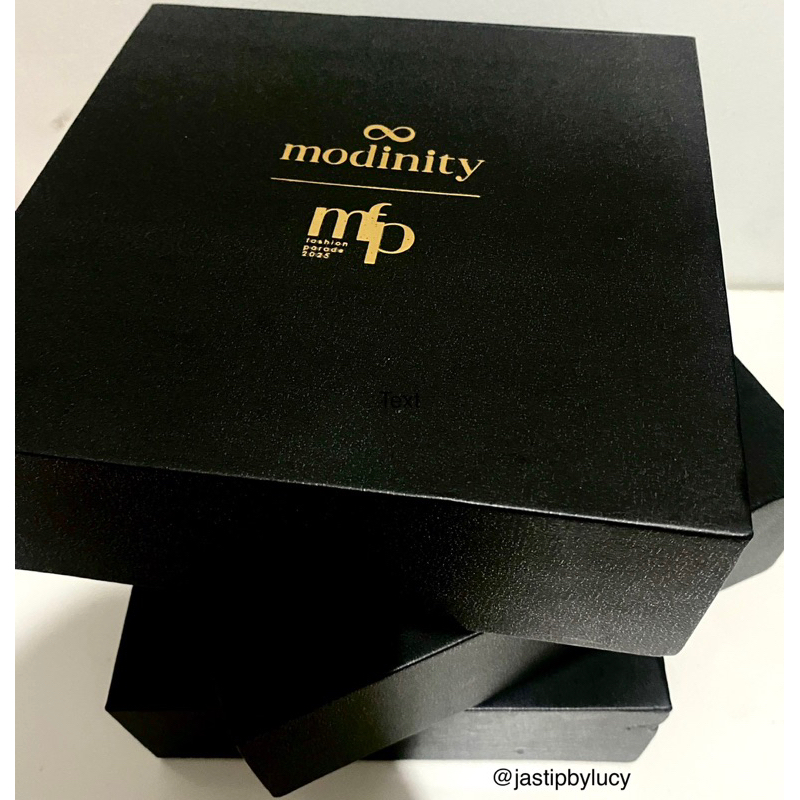 

(BOX ONLY) Box MFP Package Modinity Fashion Parade Buttonscarves