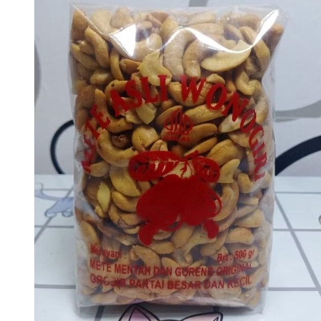 

Kacang Mete Goreng Belah 2 Asli Wonogiri Rasa Original Mete