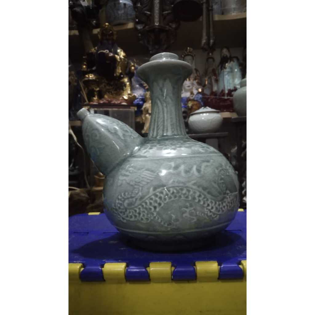 Kendi Susu Celadon Keramik Ukiran Naga Kuno Jadul Antik