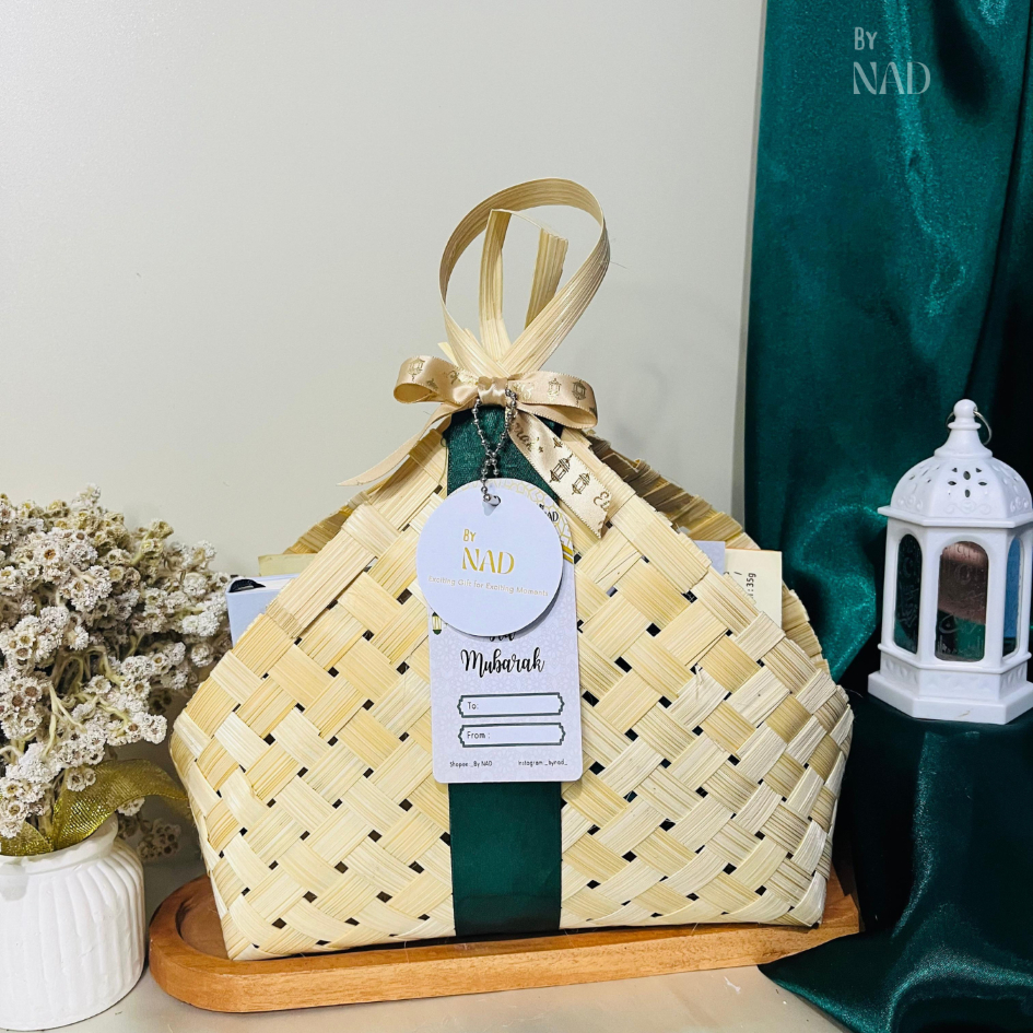 

Hampers Lebaran Premium/ Parcel Lebaran Premium Murah/ Parcel Lebaran/Idul Fitri/ied parcel (By NAD) Hampers /Hampers Tas Bambu/Hampers Takbir