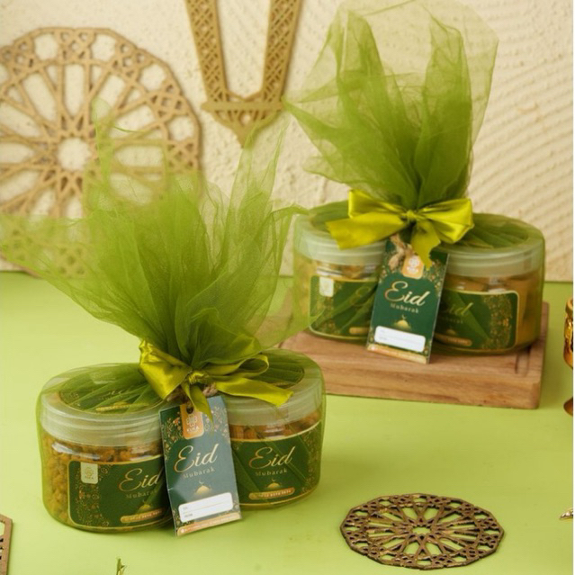 

READY STOCK Aneka Snack / Tile isi 2 Hampers Lebaran Idul Fitri Isi 2 Variant FREE PACKING & CARD