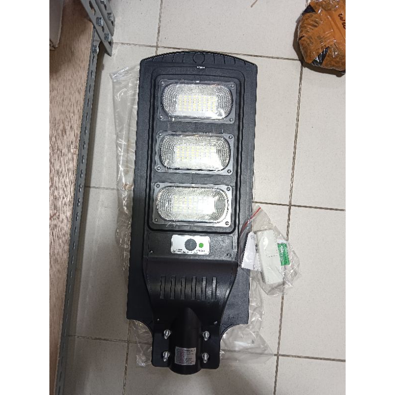 Lampu Pju Solar tenaga surya 90 watt Led 90w solar cell led