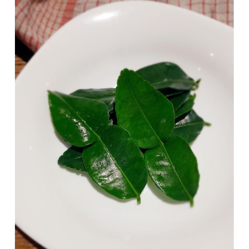 

Daun Jeruk Purut segar 100gram