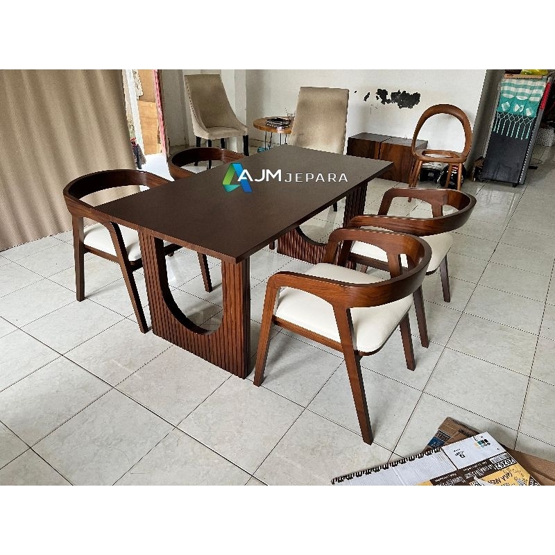 Meja makan minimalis jati.set meja makan jati.meja makan  minimalis modern.