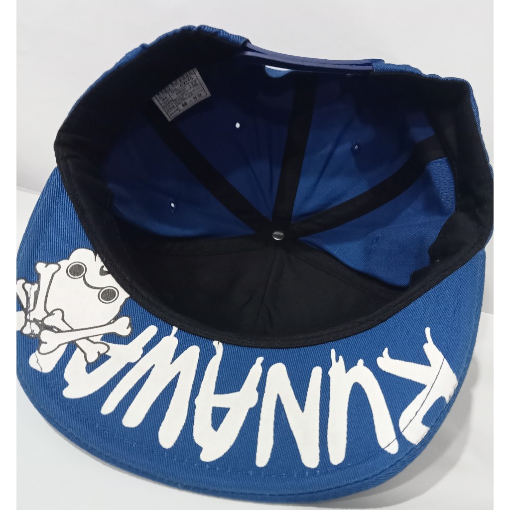 topi visor pendek