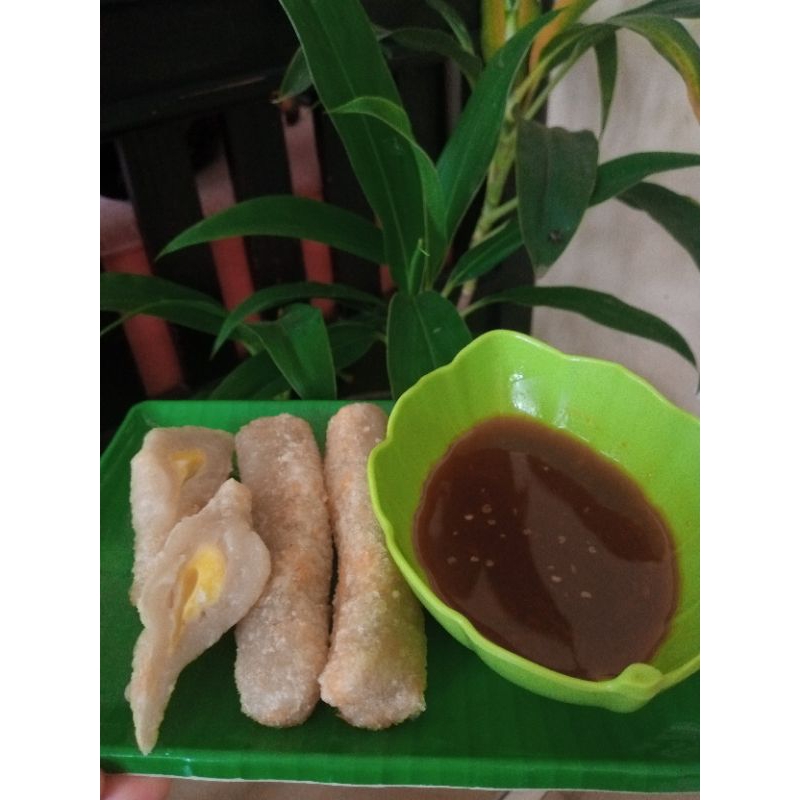 

Pempek Dos & Pempek Ikan Tenggiri Enak, Gurih, dan Lembut, disertai cuko yang enak dan kental
