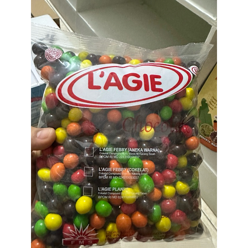 

coklat lagie