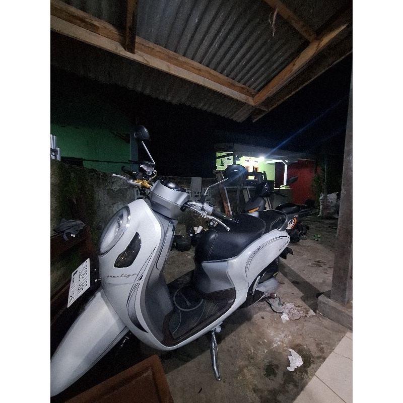 MOTOR SCOOPY 2021 , SECOND