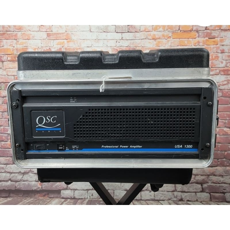 power amplifier qsc 1300 usa