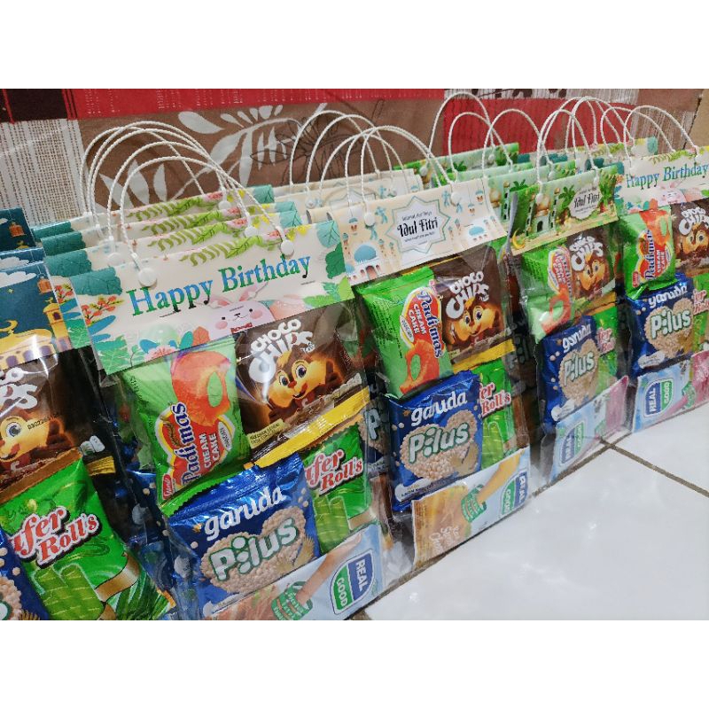 

Promo 7.7 Paket Hemat (Isi 10 Paket) Bingkisan Ulang Tahun /Lebaran / Makanan Ringan / Snack