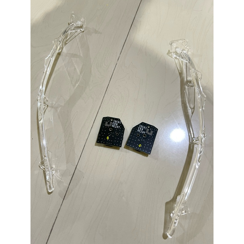 PCB Sein Depan + List Akrilik Sen Lampu Depan PCX 160 K1Z Original