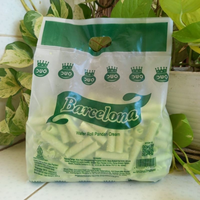 

Snack Wafer Roll Pandan Cream