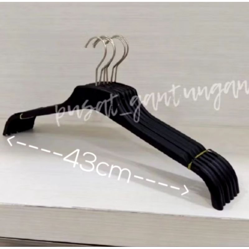 Hanger Baju Distro Plastik 282 Hitam 1 Lusin.
