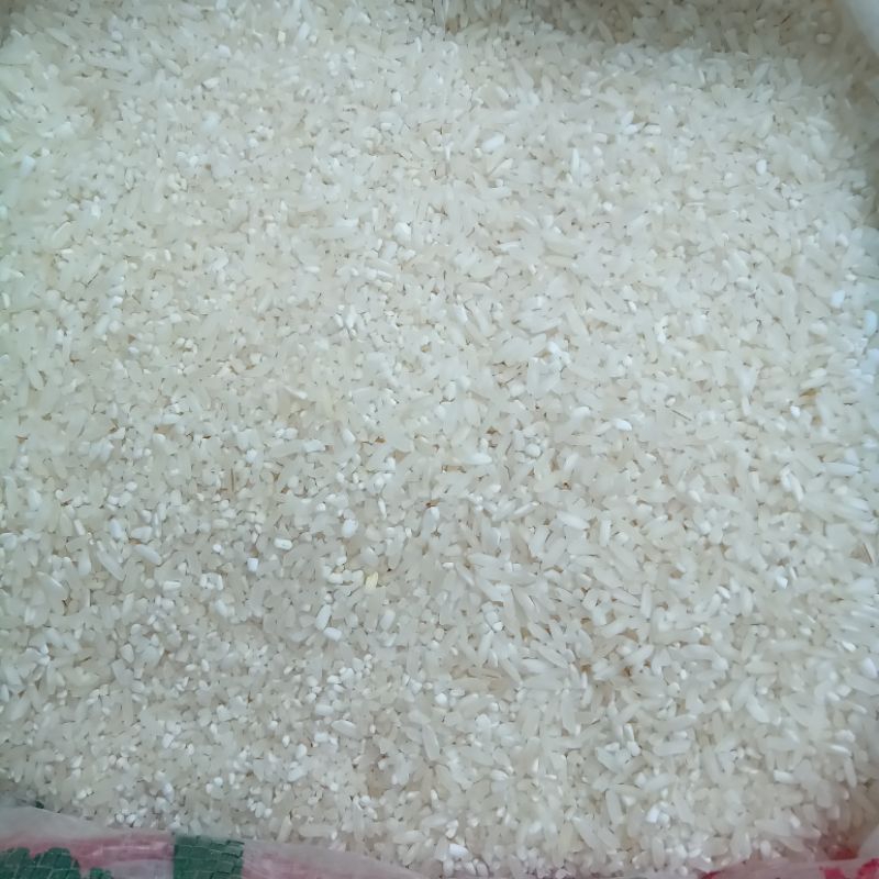 

Beras istimewa enak 1kg