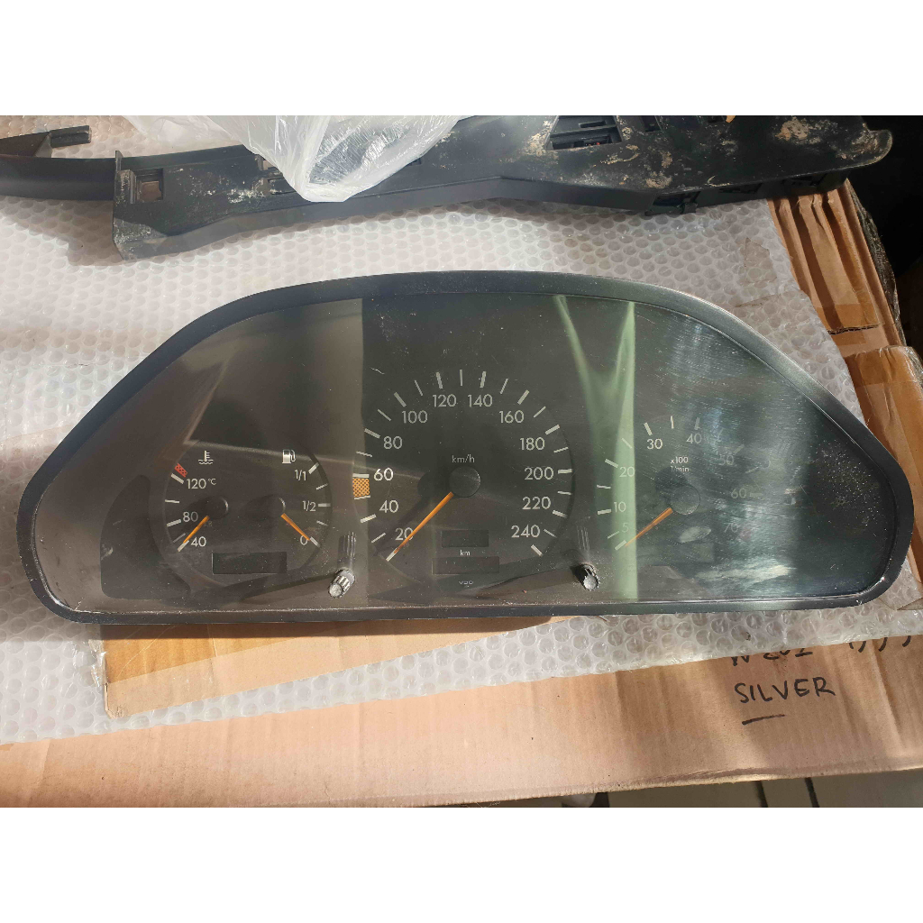 speedometer Mercy Mercedes W202 C200 C180 lengkap socket kabel