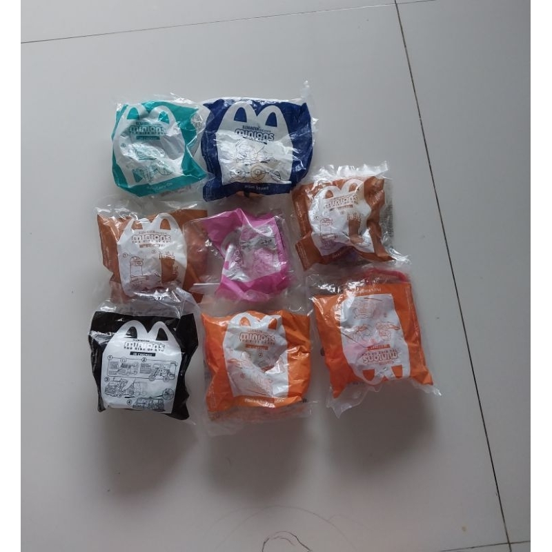 Happy meal MCD minnions, mainan mcd