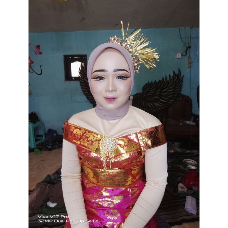 baju adat Bali hijab