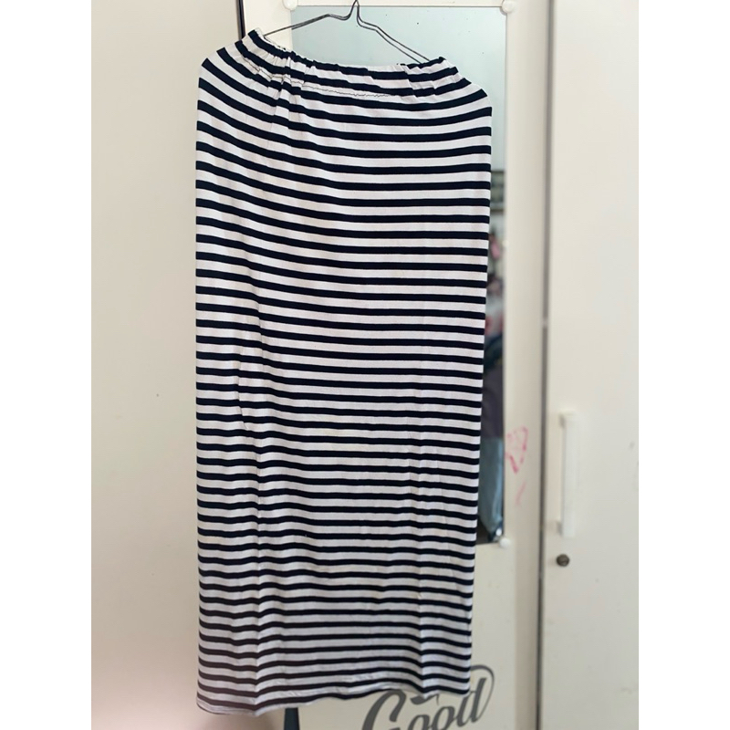 Rok Span Garis-Garis (preloved)