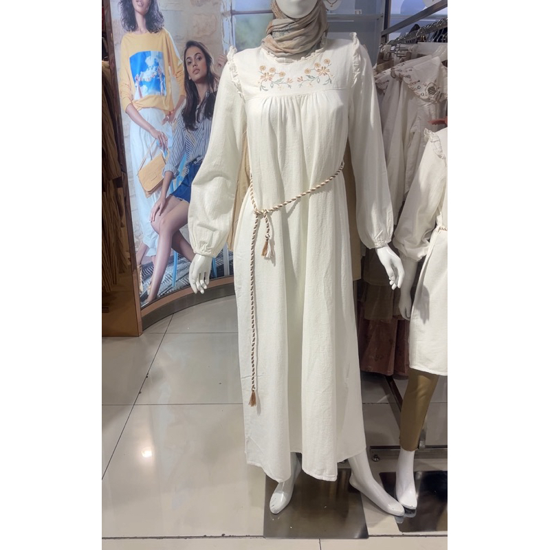 gamis wanita warna putih exit original New arrivall