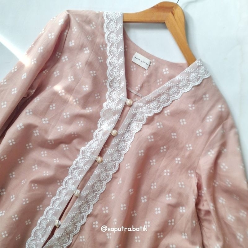 Rayya Atasan Batik Wanita