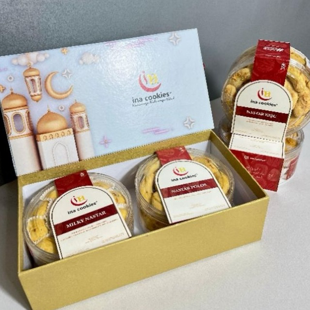 

Hampers - Gable Toples Reguler isi 2 Ina Cookies kue kering lebaran premium