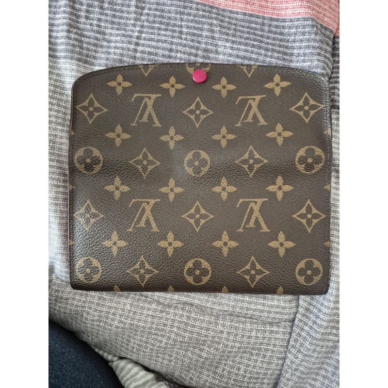 LV wallet emilie monogram fuscia @3.500.000