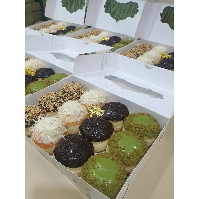 

hampers lebaran donat mini