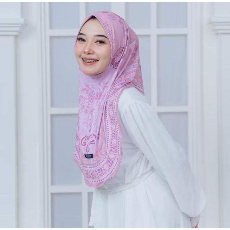 BERGO MOTIF PREMIUM