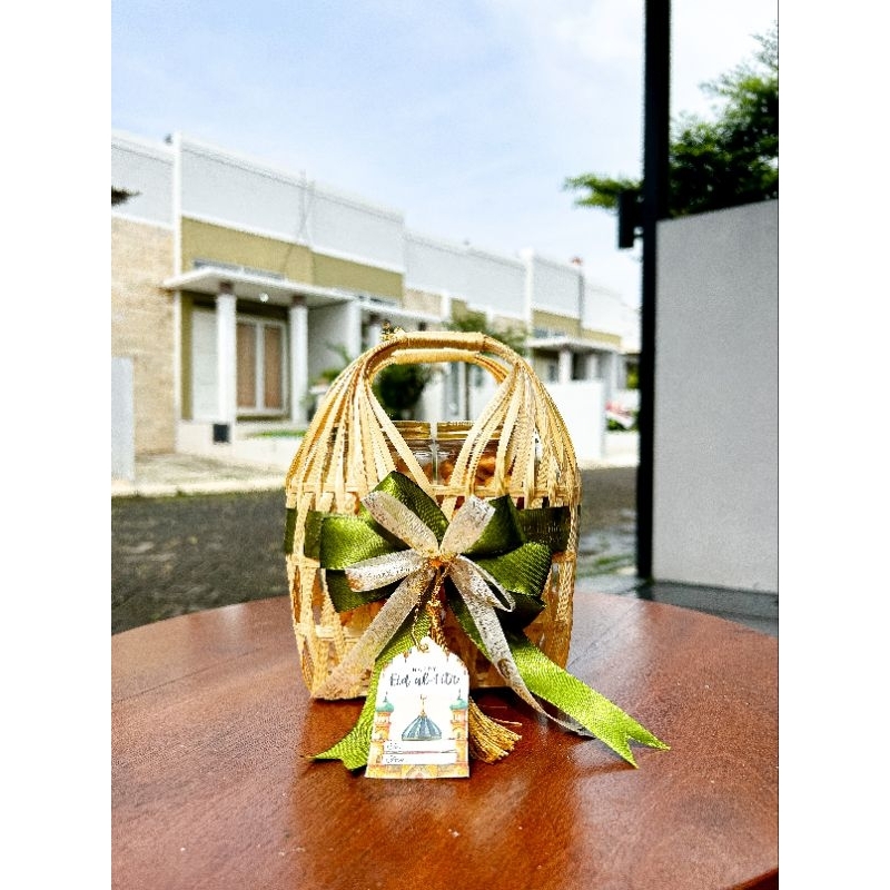 

ROTAN MEDIUM HAMPERS IED MUBAROK HADIAH KEMASAN PREMIUM