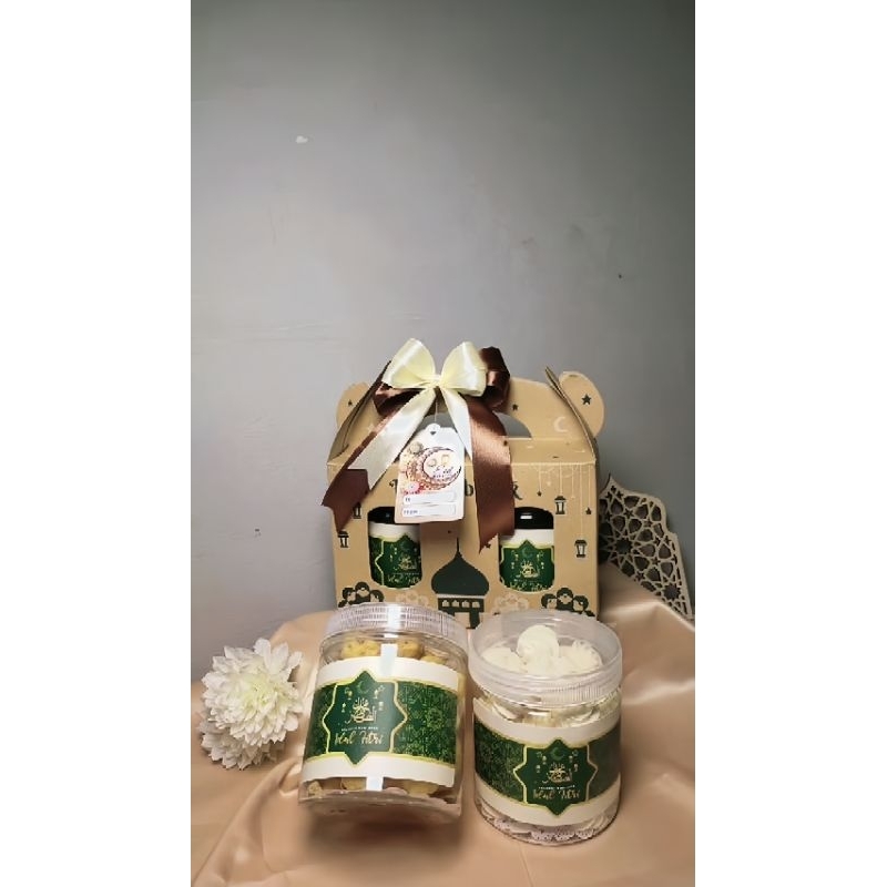 

Hampers Lebaran Paket A