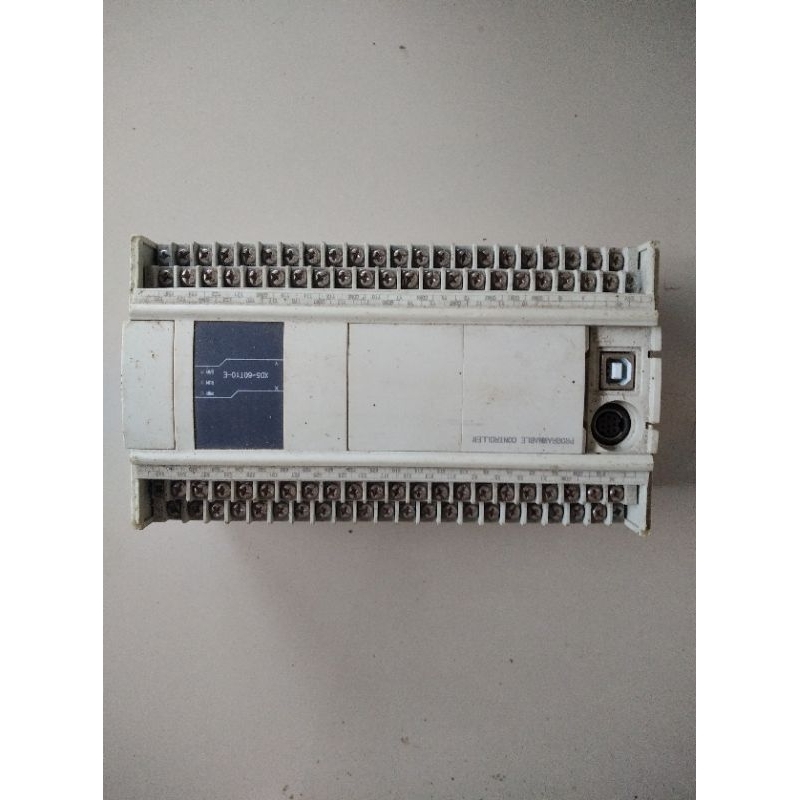 PLC XINJE  Second 220vac