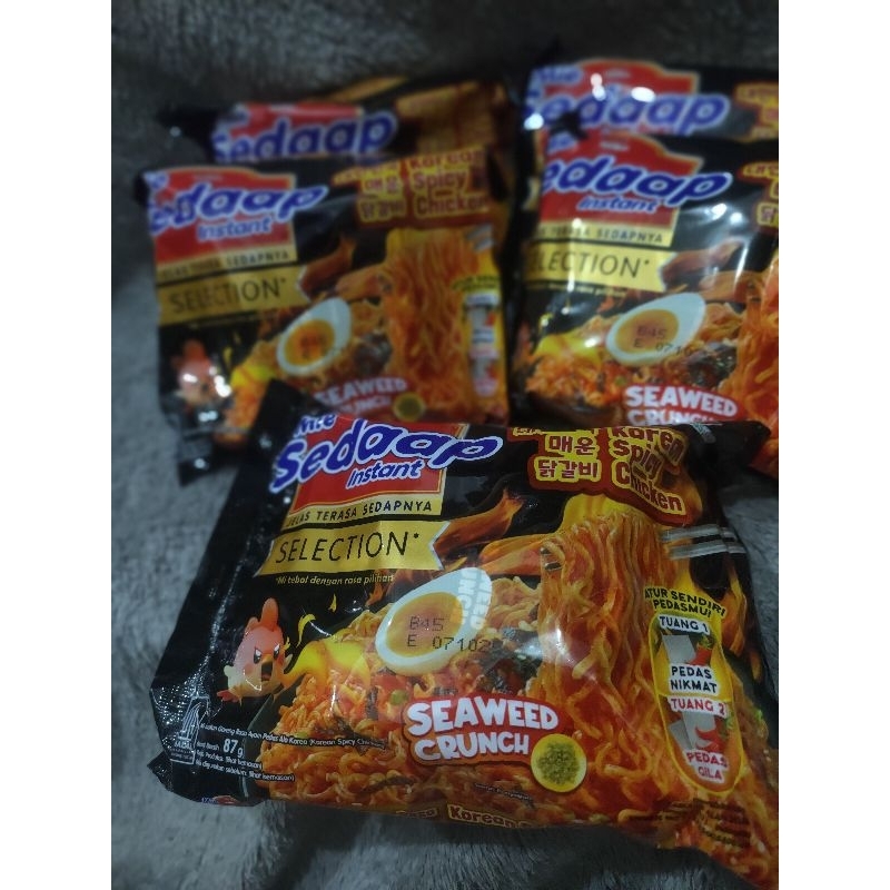 

Mie Sedaap Selection Korean spicy chicken 87gr.