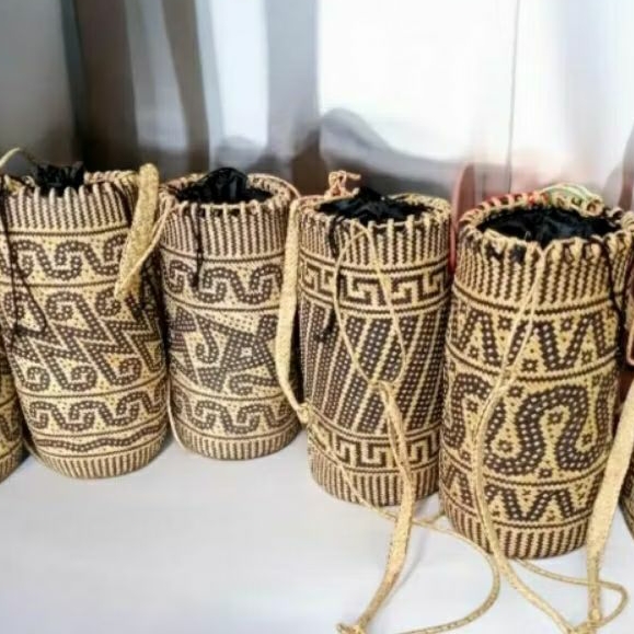 Tas  Rotan Anjat Ransel  original khas Dayak