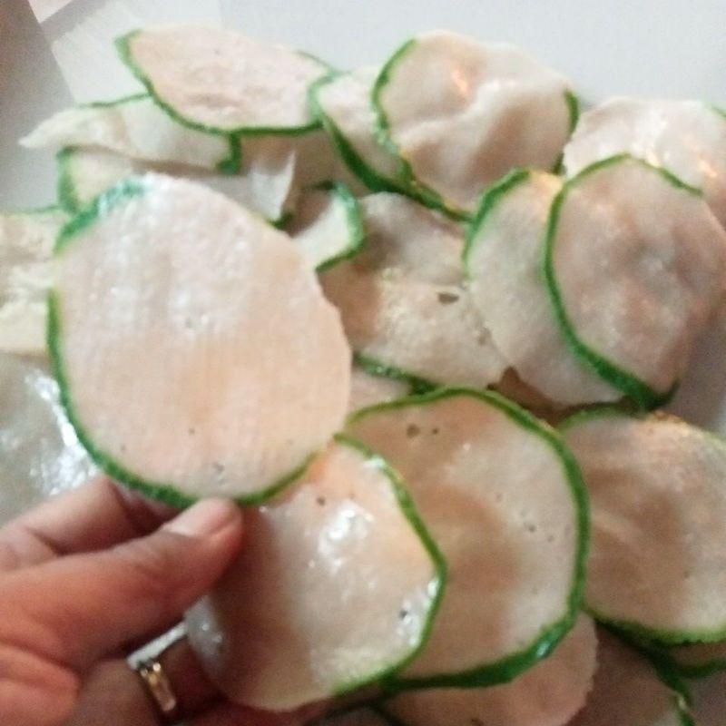 

kerupuk bawang original,gurih mekar 1kg