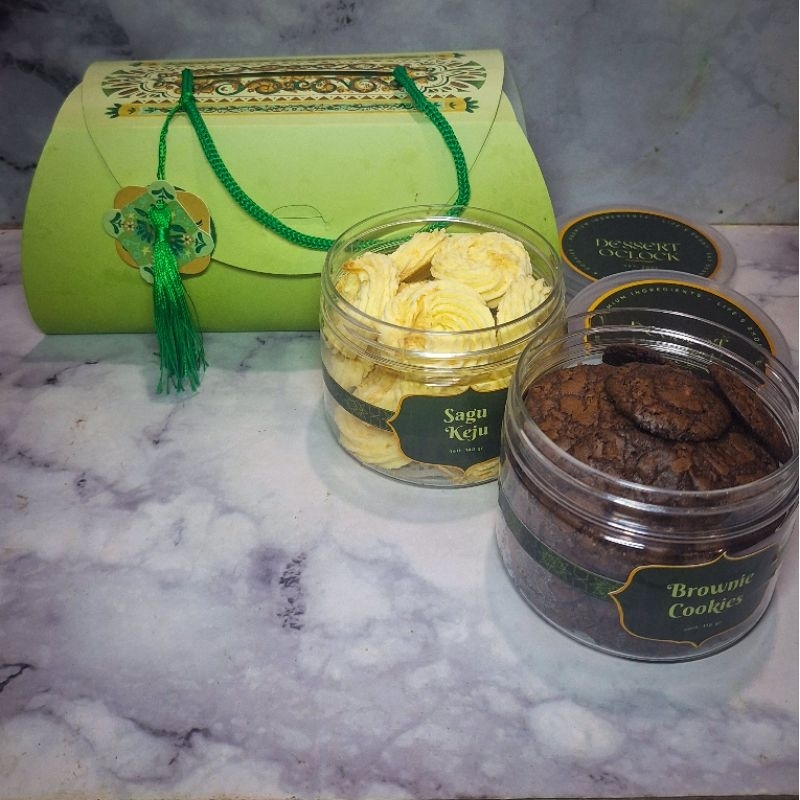

Hampers Lebaran | Kue Kering Idul Fitri | Paket Alia