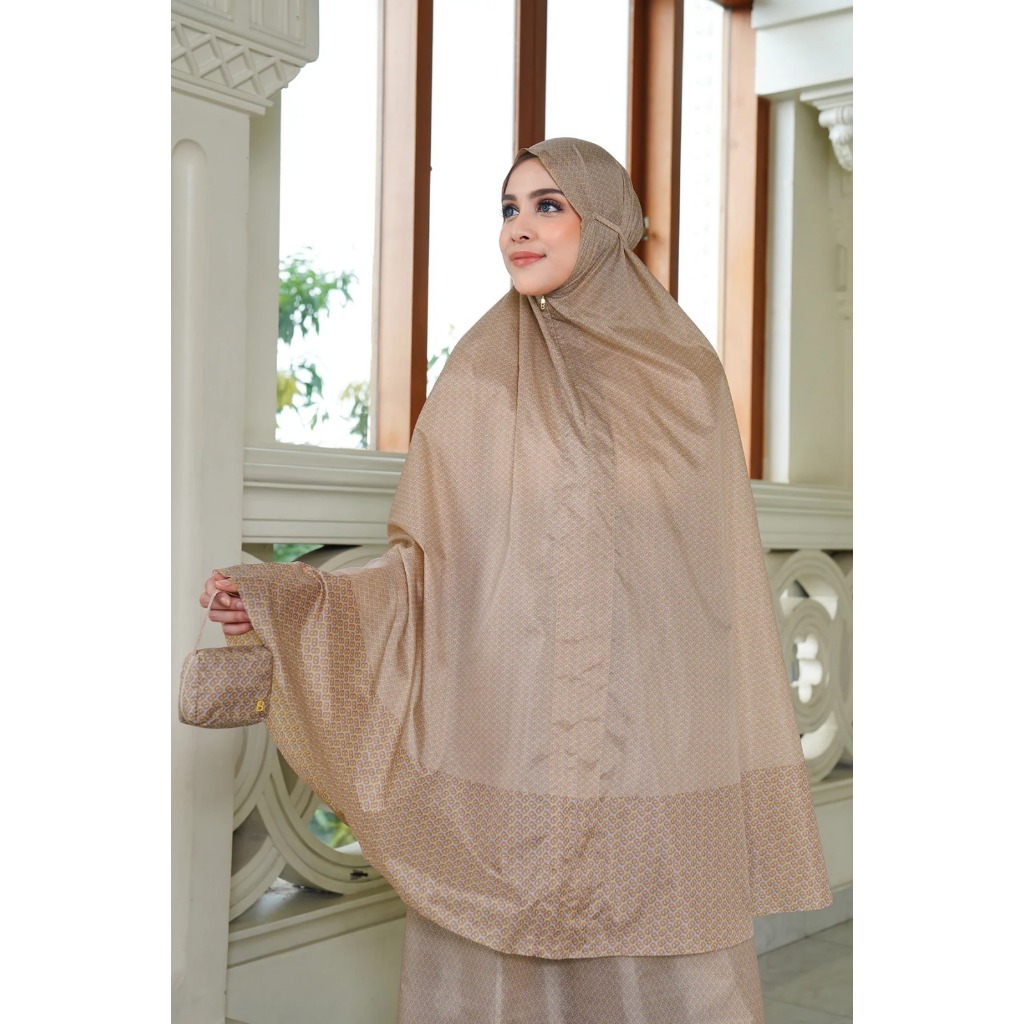 TAPIS DE FLEUR CAPSULE PRAYER ROBE - BUTTONSCARVES