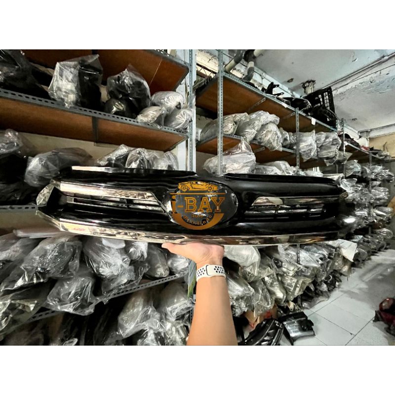 Grill Depan Innova Reborn Venturer 2016 2017 2018 Original