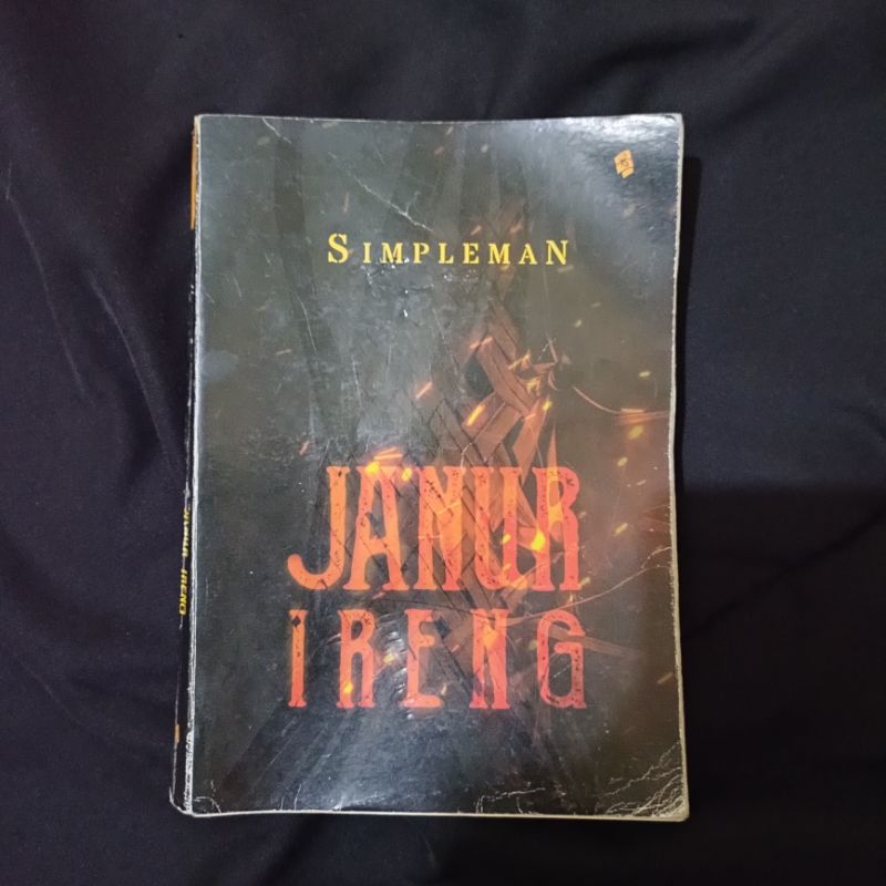 Buku horor simpleman