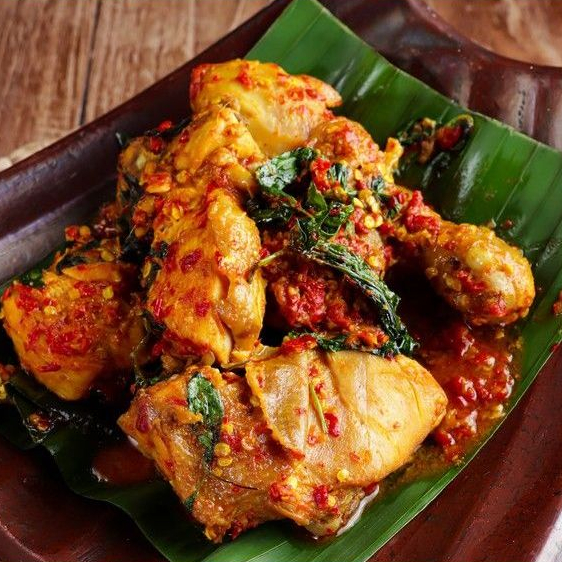 

Rica-rica Ayam Kampung Atau Broiler Dimasak Utuh 1 Ekor Kirim Instan