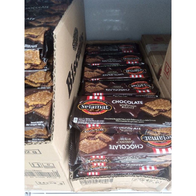 

Selamat Biscuits Sandwich Chocolate 102gr
