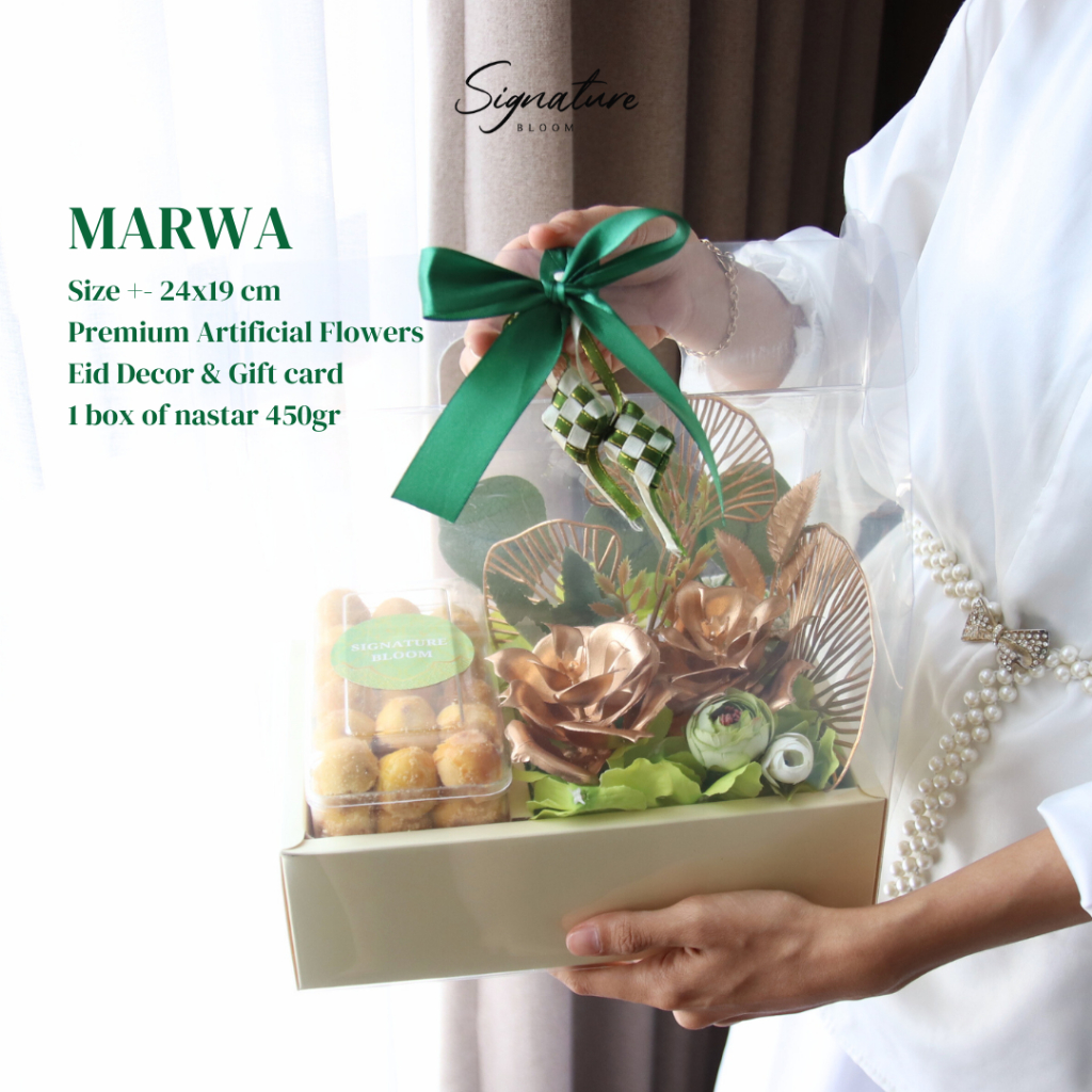 

(SignatureBloom) Marwa Bloombox Ramadan Hampers Eid Lebaran Gift Set Bunga Kue Kering Nastar