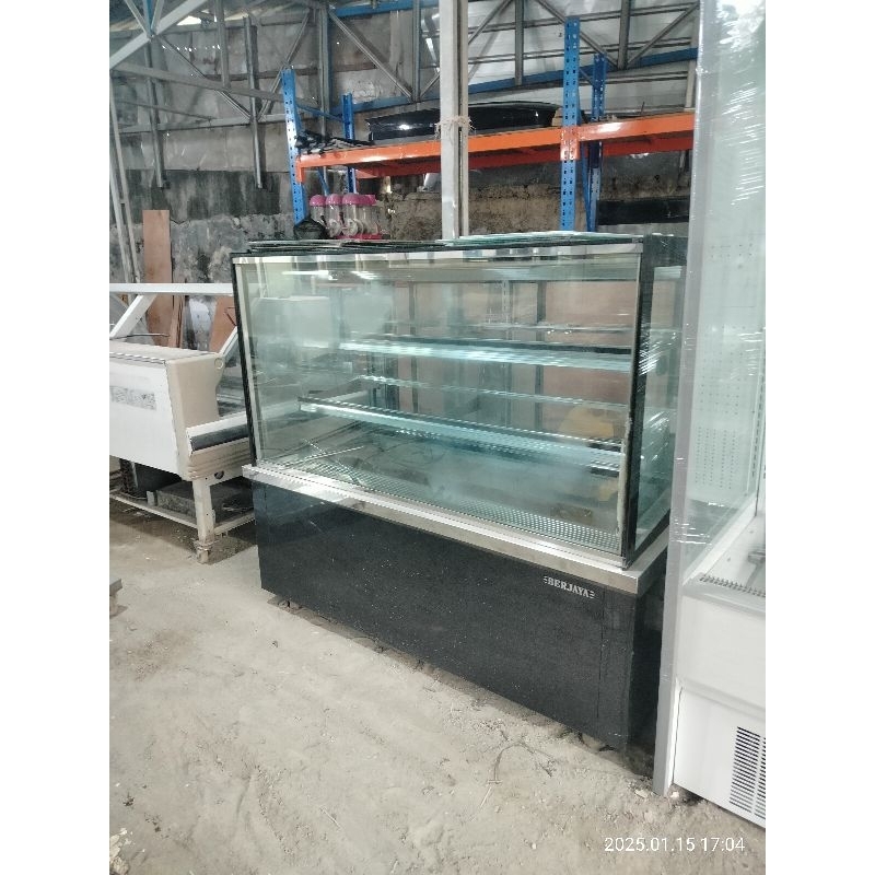 BERJAYA CAKE SHOWCASE KOTAK P150 SECOND