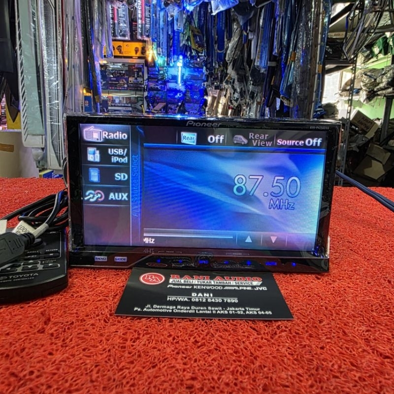 Head Unit Pioneer AVH-P4250DVD USB CD Aux Radio FM AM sudah dipasang Bluetooth