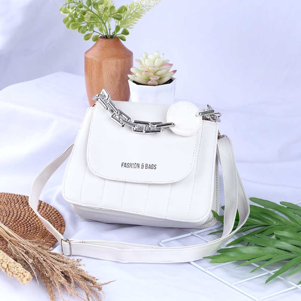 Tas Selempang Wanita Sling Bag Nala Rantai Silver Kekinian Casual Elegan - CK 645