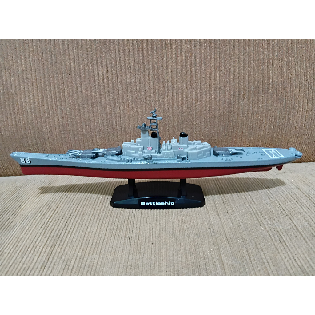 Battle Zone Battleship Motormax